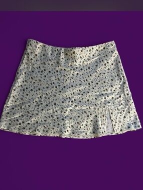 Princess Polly Floral Mini Skirt - Light Yellow with ditzy floral print